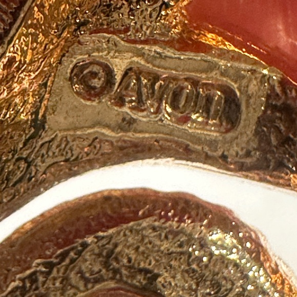 Vintage Avon Paisley Enamel Clip-On Earrings | Red, Black & Cream Gold Tones - Picture 5 of 8